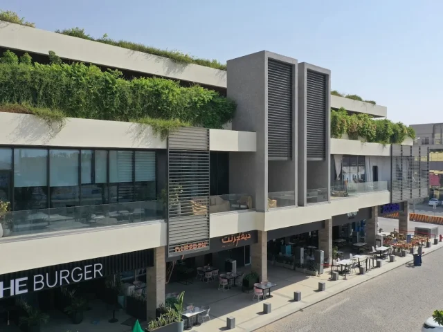 Tal Plaza