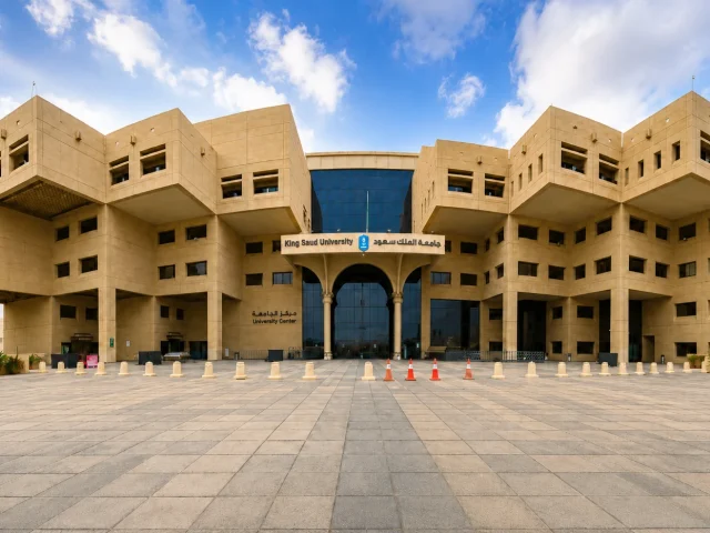 King Saud University
College of Electrical Engineering
Main Hall